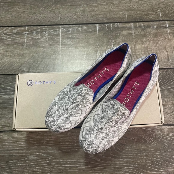 Rothy's Shoes Rothys Ivory Grey Snake Loafers Womens Size 6 New
